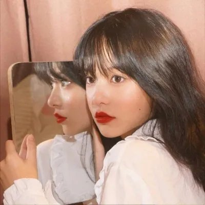 伴游女王